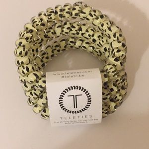 Hair Ties phone cord leopard large size